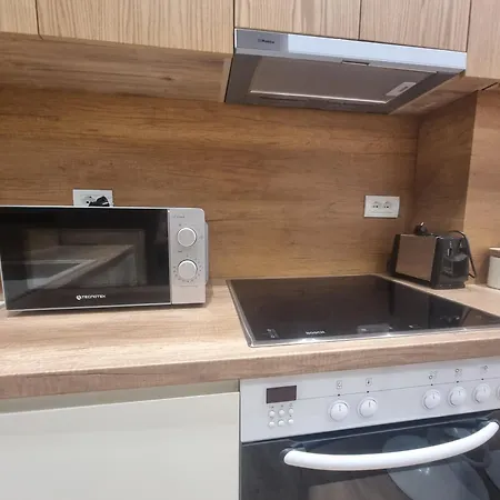 Centrepoint Stylish Apartament