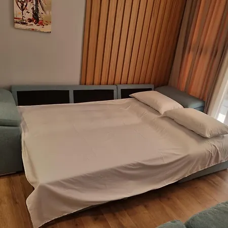 Centrepoint Stylish Tirana