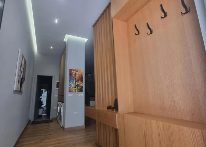 Centrepoint Stylish Apartment