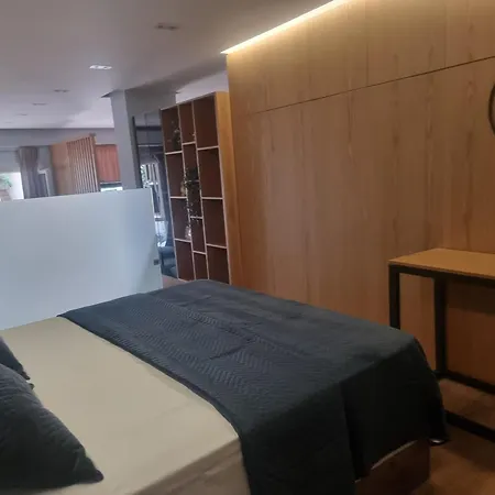 Apartment Centrepoint Stylish Tirana