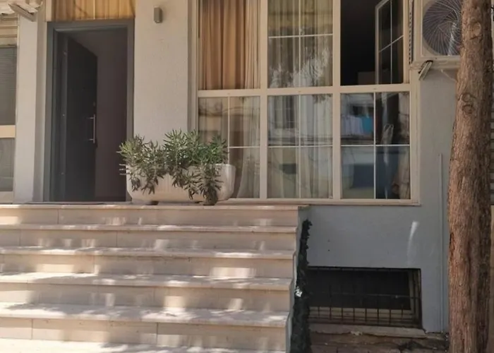 Centrepoint Stylish * Tirana